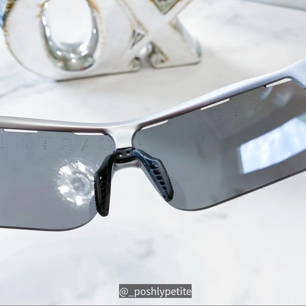 Stella McCartney sports mirror shield metallic silver sunglasses - Picture 8 of 15